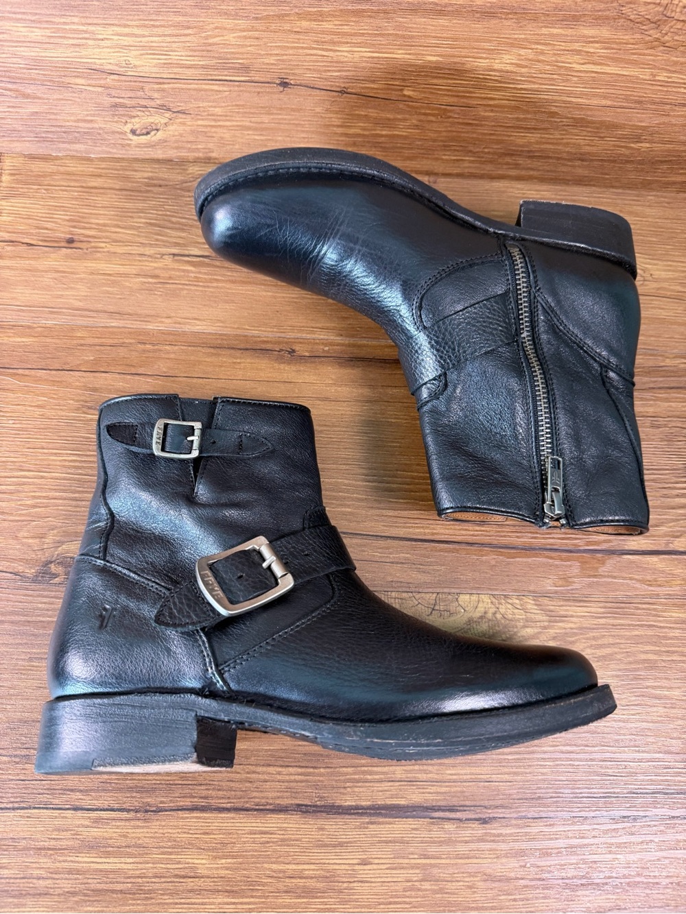 Frye-Vicky Engineer Leather Boots Shoes Women’s Size 6.5 - Picture 2 of 9
